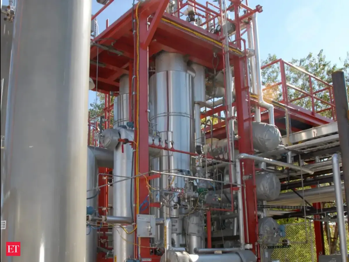 In 2007, Range Fuels broke ground on a Georgia plant designed to produce 100 million gallons of ethanol a year from wood waste; by 2011, it had closed without selling any