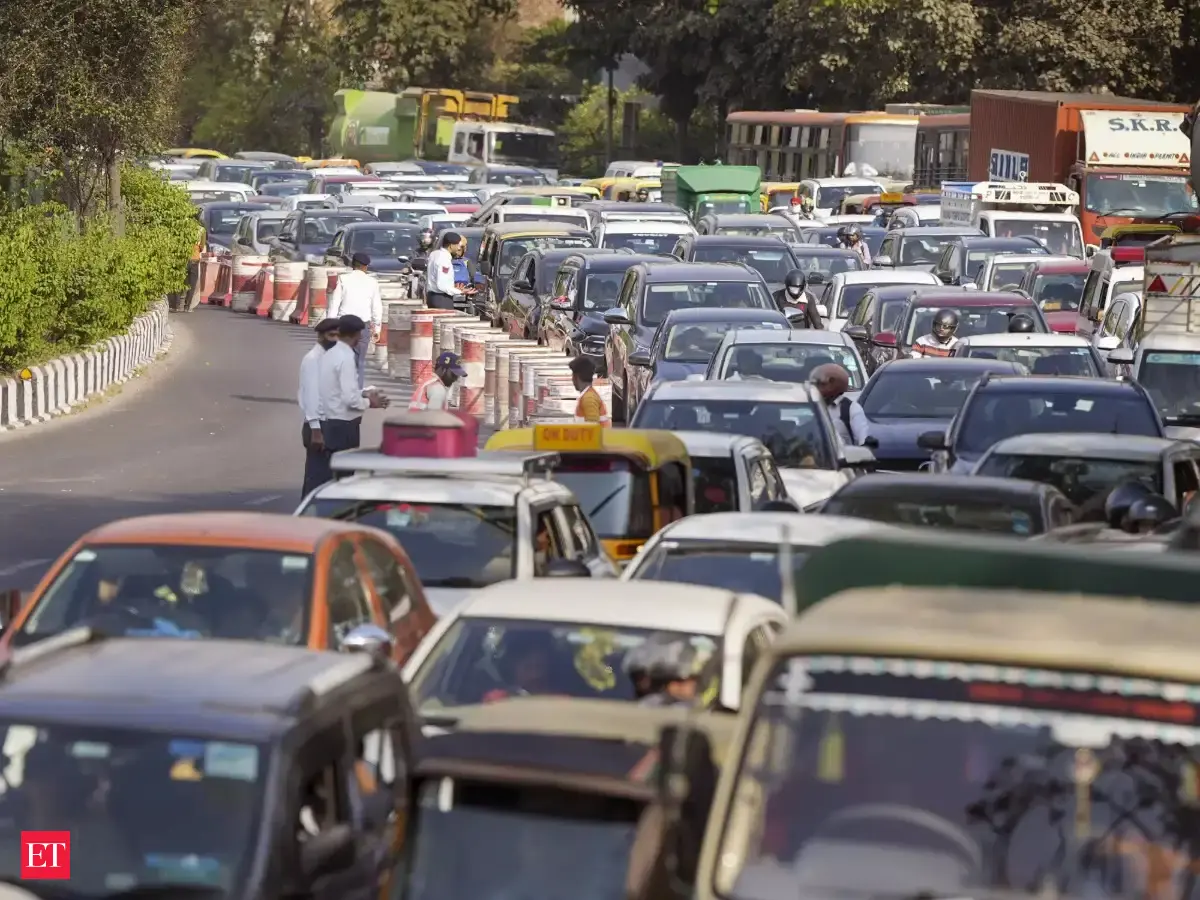 Delhi traffic curbs on November 1 as INDIA bloc plans 'vote chori' rally at Ramlila Maidan