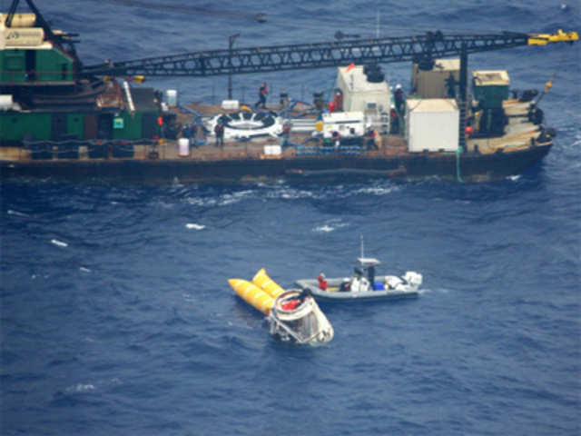 Dragon capsule in the Pacific Ocean