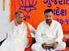 Sanjay Joshi supporters continue battle, Modi concentrates on Gujarat BJP state executive meeting