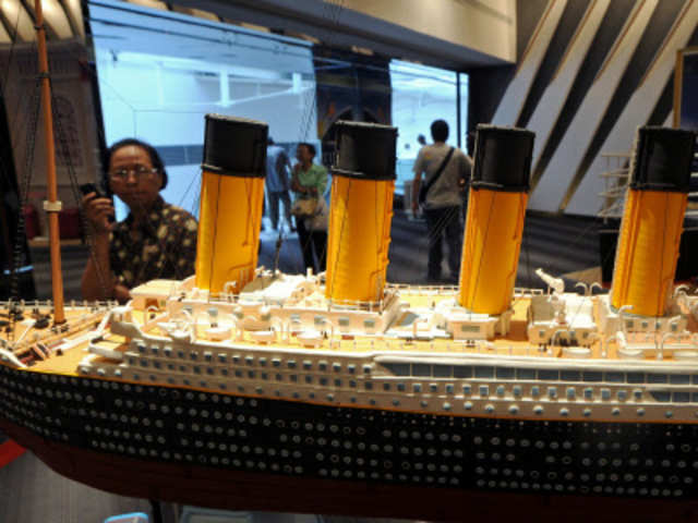 The model of the Titanic