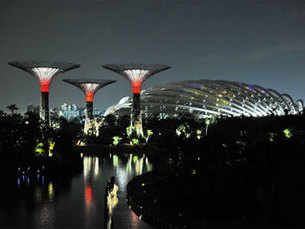 Gardens by the Bay opens in Singapore