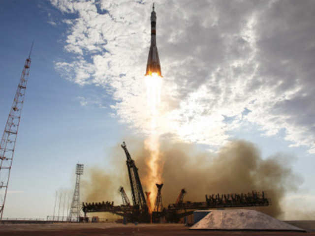 Launch of the Soyuz TMA-05M spacecraft