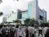 Nifty slips on global cues; HDFC Bank, M&M, RIL down
