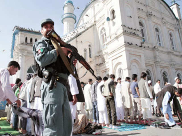 Afghans offer Eid al-Fitr's prayers