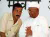 Former Team Anna members urge Hazare to delink from Arvind Kejriwal