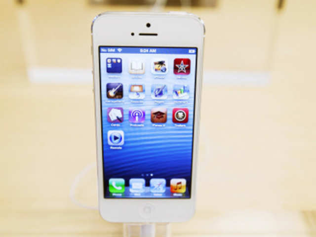 iPhone 5 launch draws Apple fans worldwide