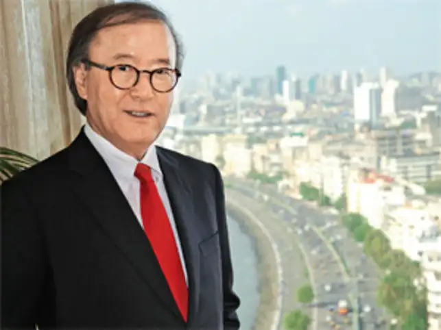 To make Fila a strong brand, Gene Yoon, global chairman, understands the efforts required and is working through a number of out-ofbox strategies. To make Fila a strong brand, Gene Yoon, global chairman, understands the efforts required and is working through a number of out-ofbox strategies.