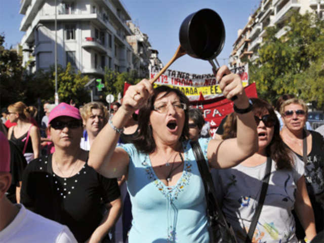 Greeks protest against austerity measures