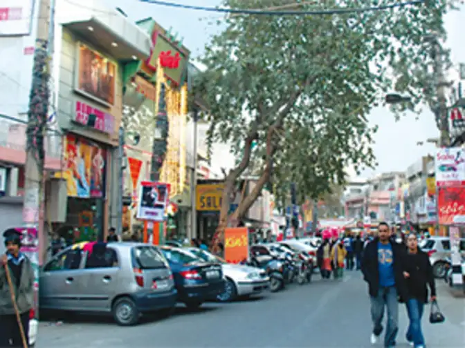 Infrastructure woes and FDI in multibrand retail bothering Rajouri