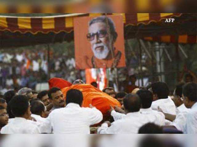 India bids tearful adieu to Thackeray