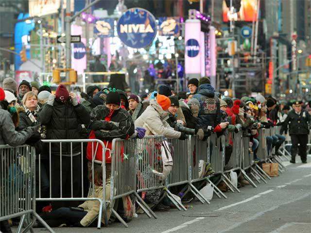 Revelers celebrate new year in NYC's Times Square