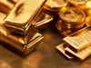 Gold swings between gains and drops before US economic data