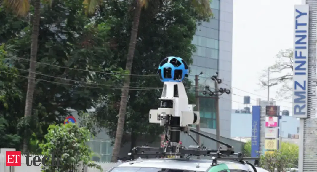 Geographic mapping, locationbased service log 3 billion sales, 1.35