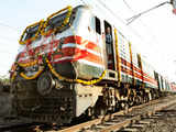 Rlys to borrow Rs 15,103 cr from mkt this fiscal 1 80:Image