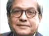 See no imminent threat to the UPA government: Dilip Padgaonkar