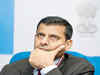 Should aim at below 5% CAD in 2013-14: Raghuram Rajan