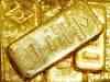 Gold prices decline; experts' outlook on commodities