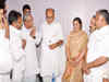 Digvijay Singh on Andhra Pradesh visit; meets Congress office bearers