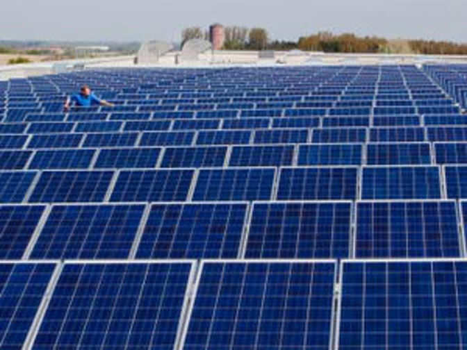 Gujarat seeks cut in tariffs for solar power plants - The 