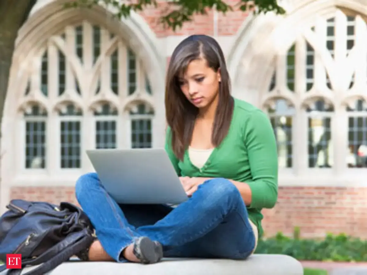 Seven IITs, Infosys, TCS, Cognizant and Nasscom team up to provide free  online courses - The Economic Times