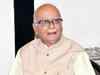 Manmohan shouldn't be keen on talking to Sharif: Advani