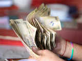 Remittances by NRIs from Punjab grow up to 10% on weak Rupee