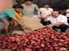 Onion prices again touch Rs 70/kg on supply crunch