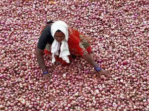 National Agricultural Cooperative Marketing Federation of India held a meet with onion importers to help fast clearance of imported stock today in Mumbai. National Agricultural Cooperative Marketing Federation of India held a meet with onion importers to help fast clearance of imported stock today in Mumbai.