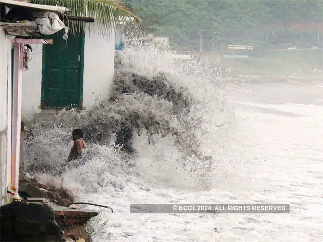 Powerful Wave lash against a wall in Visakhapatnam