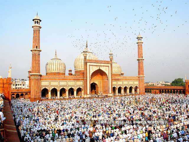 Muslims celebrate Id-ul-Zuha across India