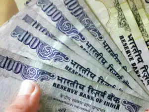An analysis of donations shows that national parties typically collect more than 100 crore each during such periods. An analysis of donations shows that national parties typically collect more than 100 crore each during such periods.