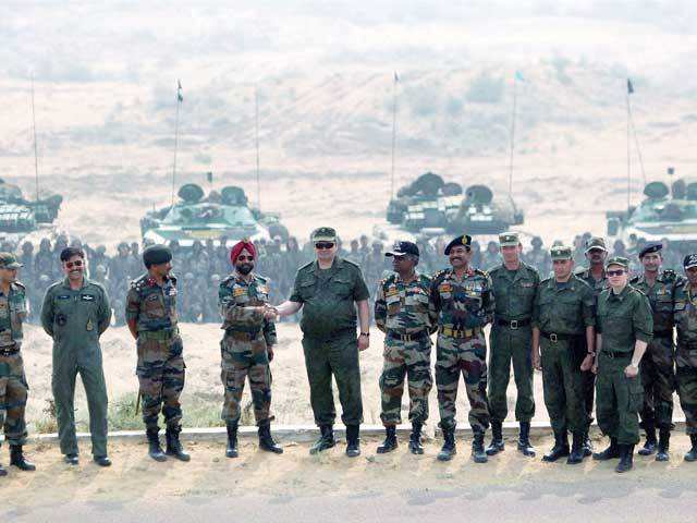 Army leaders of India & Russia during military exercise
