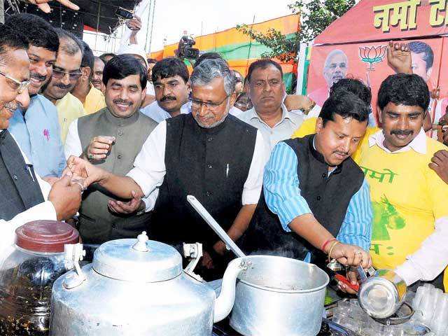 BJP leaders inaugurate NAmo tea stall in Patna