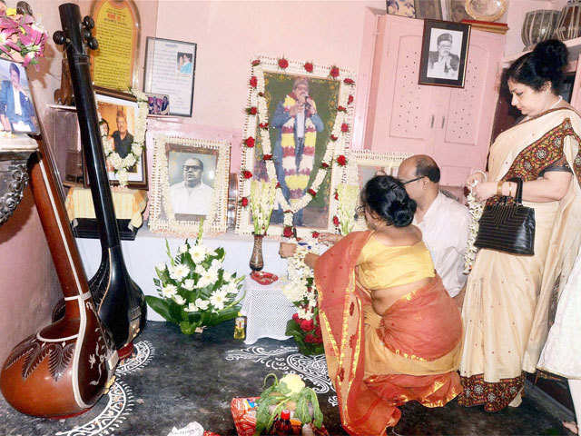 Paying homage to Manna Dey