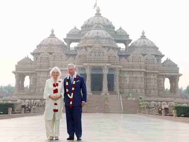 Prince Charles at Akshardham temple in Delhi
