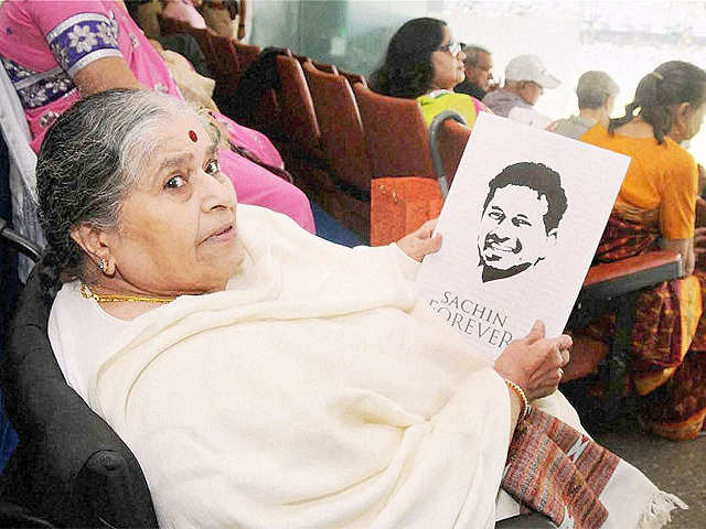 Sachin Tendulkar's mother at Wankhede