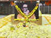 Politicians, businessmen pay tributes to Bal Thackeray on first death anniversary
