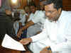 Karnataka CM Siddharamiah, PCC Chief trash reports of differences