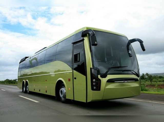 Luxuria-Bus-950x633