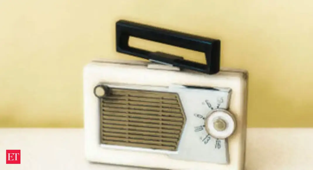 Scientists build world's smallest FM radio transmitter The Economic Times