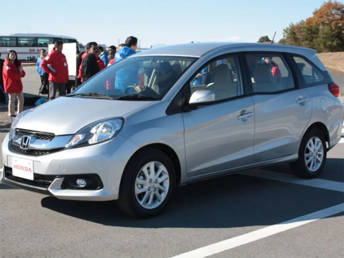 Honda Mobilio to be seen at Auto Expo 2014 - Honda Mobilio | The Economic  Times