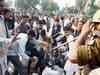 Congress condemns lathicharge on party leaders in Lucknow