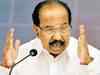 Petroleum minister Veerappa Moily woos energy firms on 'oil pilgrimage'