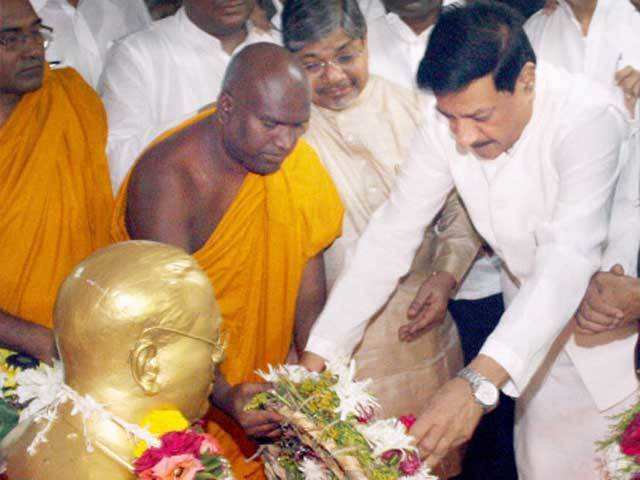 Prithviraj Chavan pays homage to Bhim Rao Ambedkar