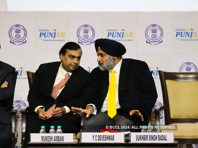 Mukesh Ambani at the Progressive Punjab Investors Summit