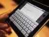 Apple-Samsung tablet tussle upends e-readers for holidays