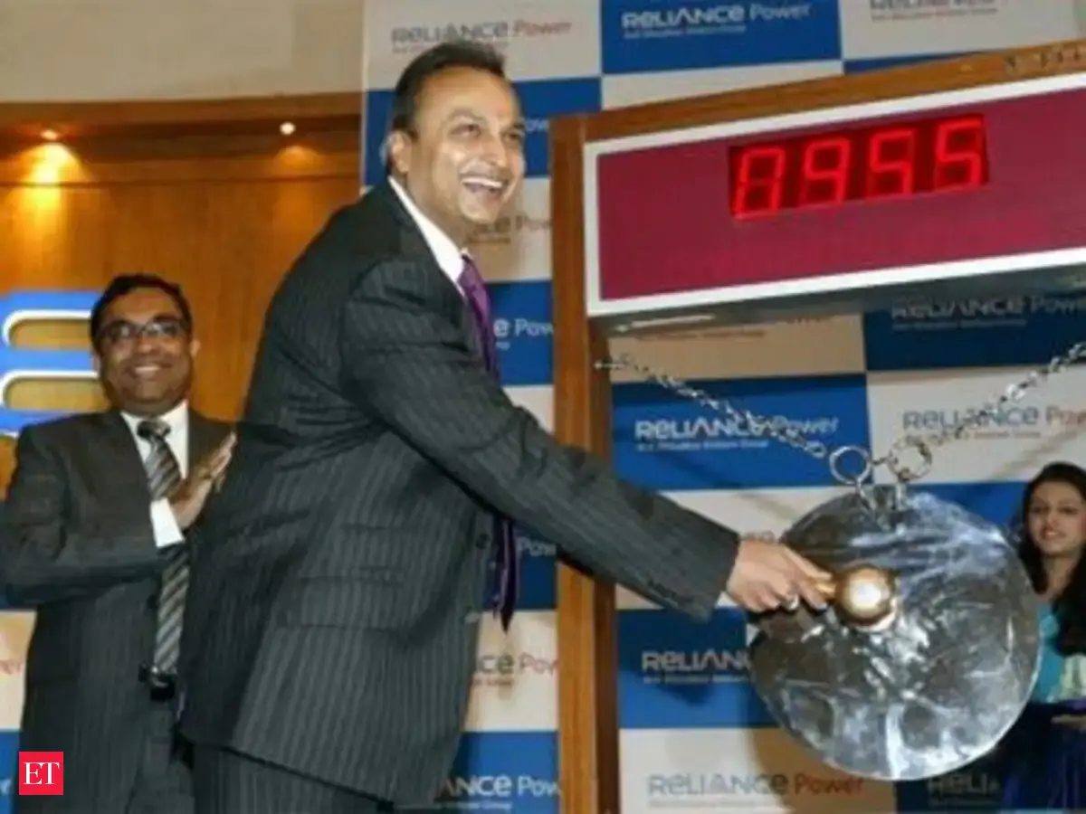 Gayoom meets PM - | The Economic Times