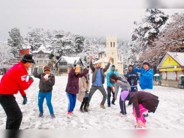 Hill stations made picturesque after snowfall