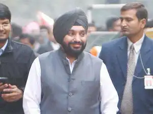 "We will definitely raise our voices if any party tries to settle its political vendetta," Delhi Congress Chief, Arvinder Singh Lovely said. "We will definitely raise our voices if any party tries to settle its political vendetta," Delhi Congress Chief, Arvinder Singh Lovely said.